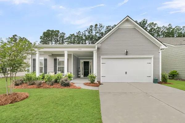 582 Marsh Cove Circle, Summerville, SC 29486