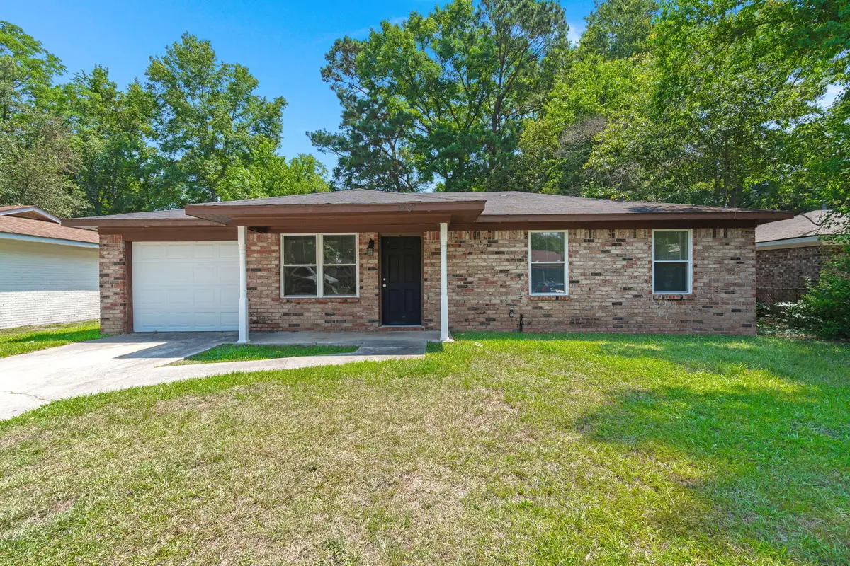 110 Bee Street, Summerville, SC 29483 - #1