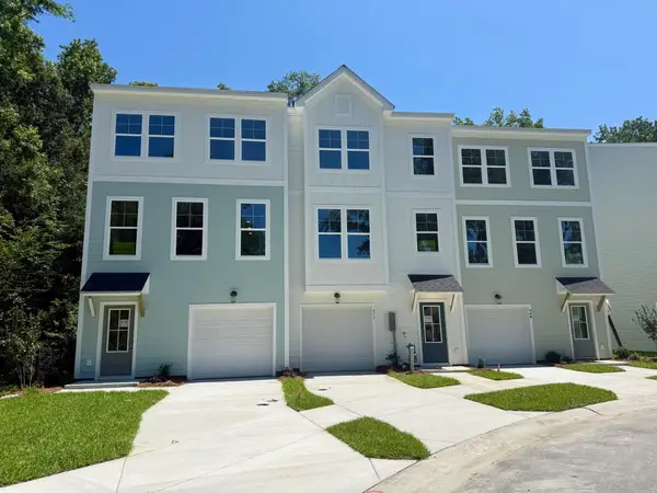 475 Caledon Court, Johns Island, SC 29455
