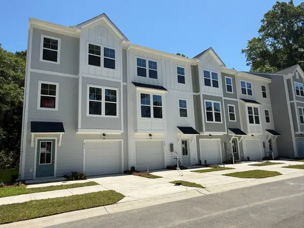469 Caledon Court, Johns Island, SC 29455