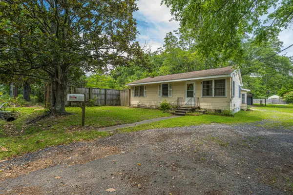 1182 Russell Drive, Mount Pleasant, SC 29464