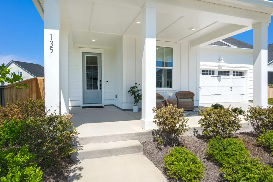 135 E Morton Street, Summerville, SC 29486 - #3