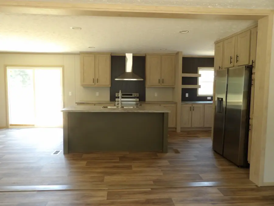 2333 Francis Marion Boulevard, Summerton, SC 29148 - #2