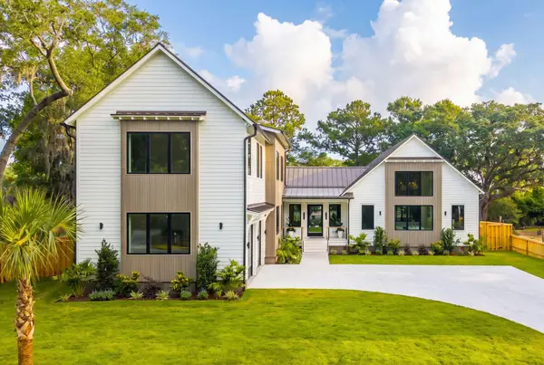 170 5th Avenue, Mount Pleasant, SC 29464