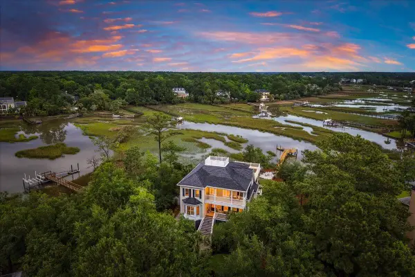 3512 Henrietta Hartford Road, Mount Pleasant, SC 29466