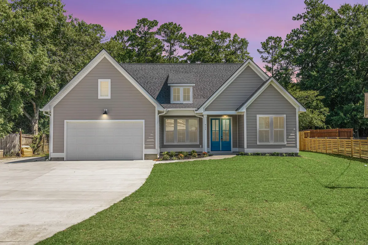 933 Valley Street, Hanahan, SC 29410 - #1