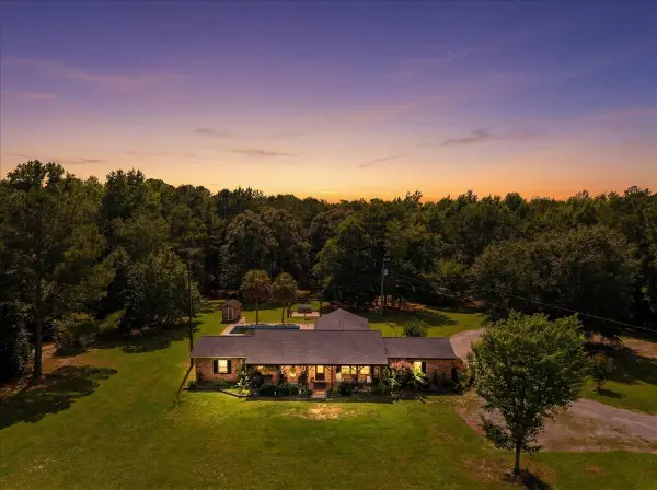1566/1966 Hoffman Drive, Manning, SC 29102