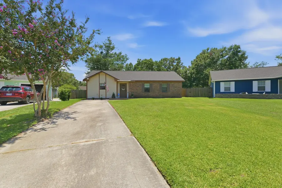 114 Mcduffie Court, Summerville, SC 29486 - #2