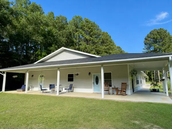 1090 Winding Pond Road, Manning, SC 29102