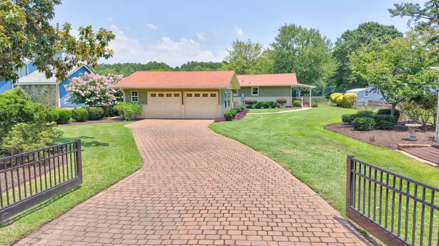 1190 Gin Pond Drive, Summerton, SC 29148 - #2