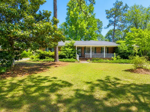 2112 W Carolina Avenue, Hartsville, SC 29550