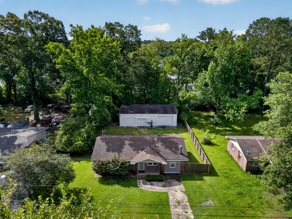 221 Forest Circle, Summerville, SC 29483