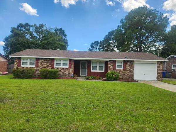 7715 Ovaldale Drive, North Charleston, SC 29418