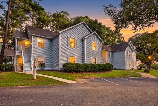 2011 Coldspring Drive #B, North Charleston, SC 29406