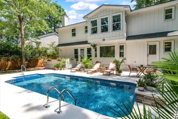 220 Runnymede Lane, Summerville, SC 29485