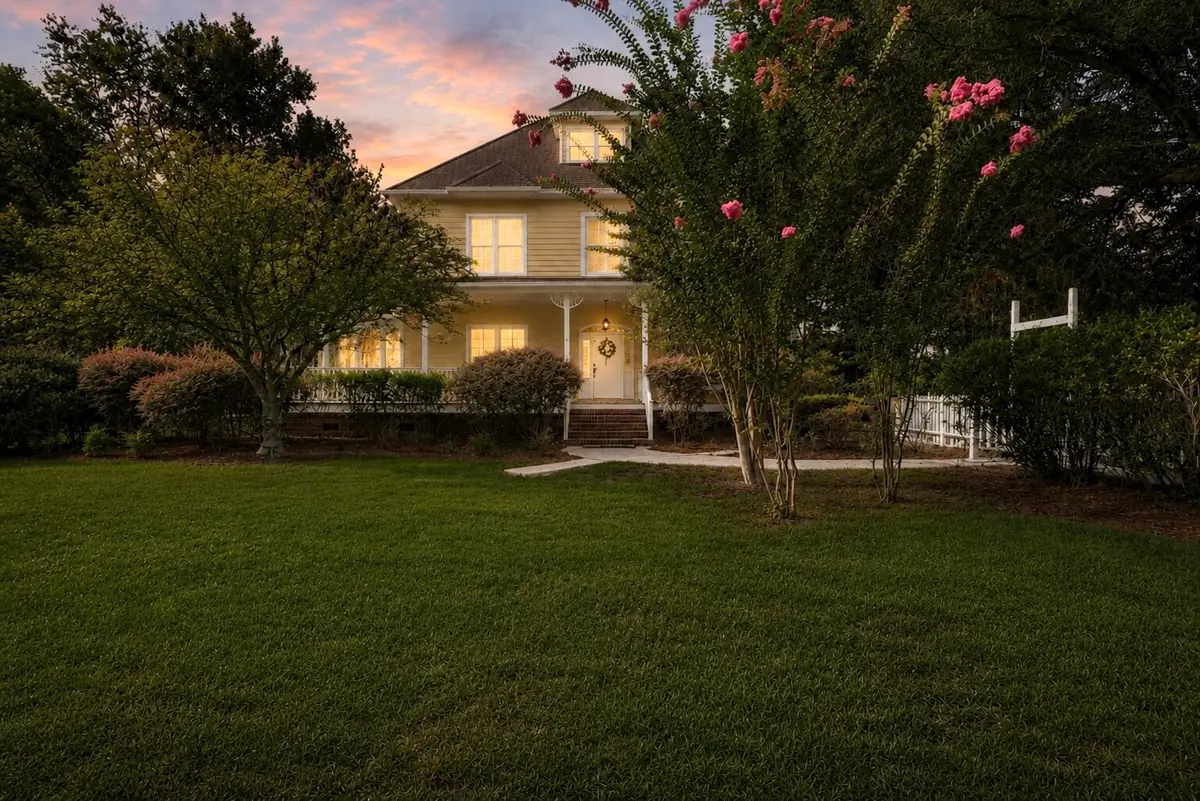 539 Central Avenue, Summerville, SC 29483 - #1