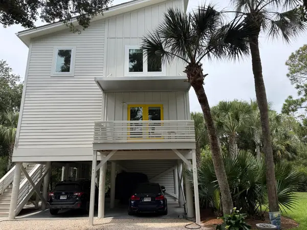508 E Huron Avenue, Folly Beach, SC 29439