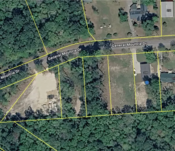 204 General Moultrie Drive, Bonneau, SC 29431