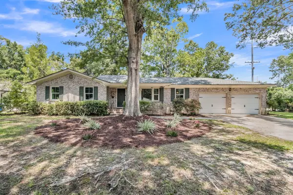 2204 N Dallerton Circle, Charleston, SC 29414