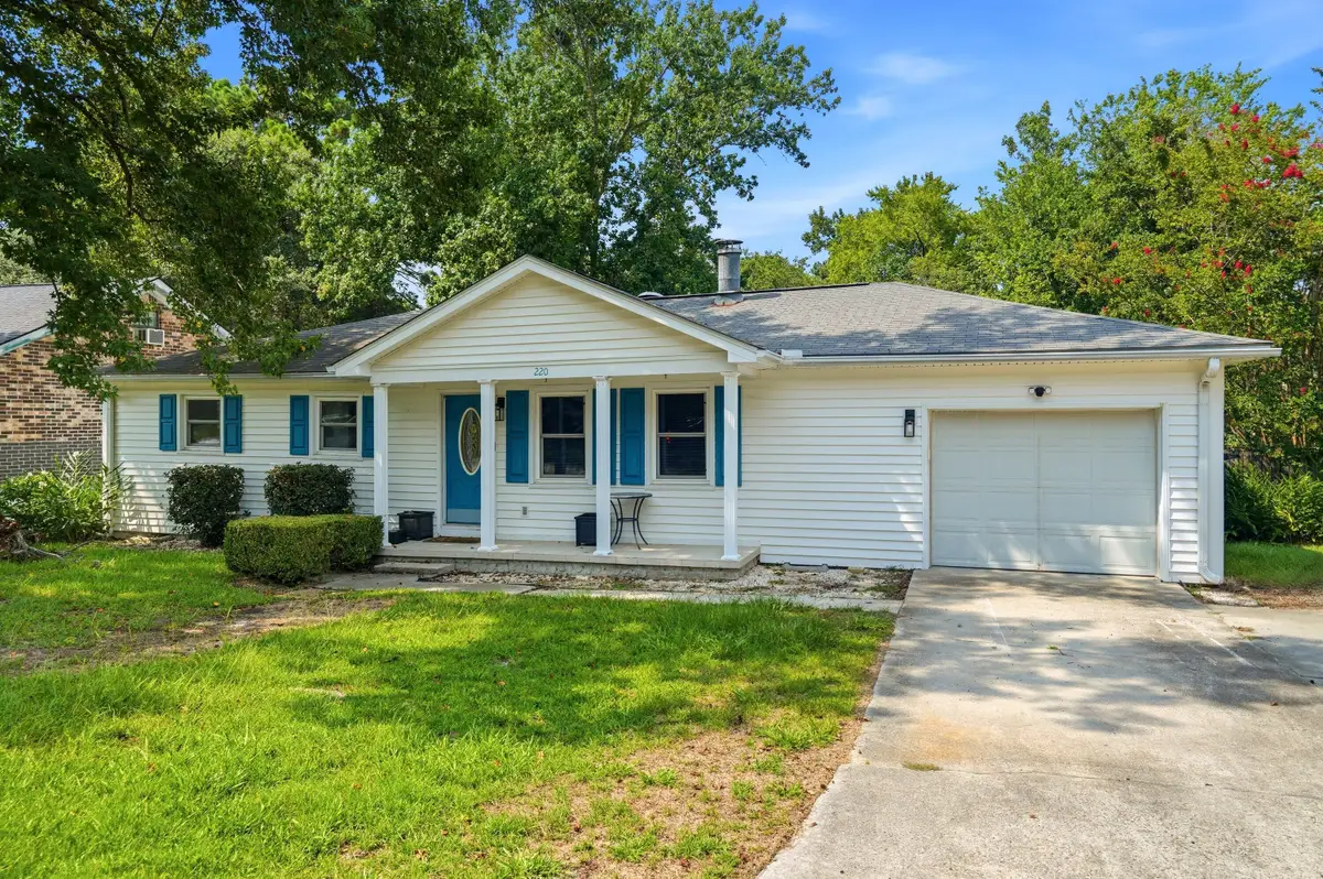 220 Crestwood Drive, Summerville, SC 29483 - #1