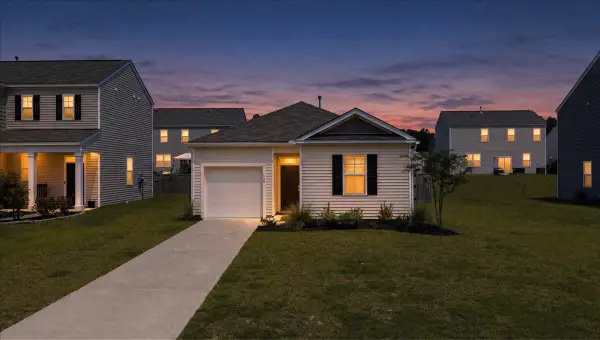 150 Cloverleaf Street, Summerville, SC 29483