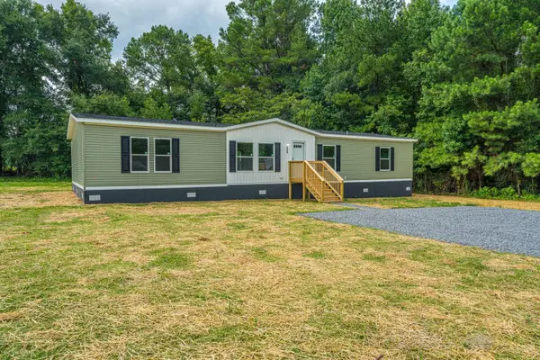 239 Belfast Avenue, Holly Hill, SC 29059