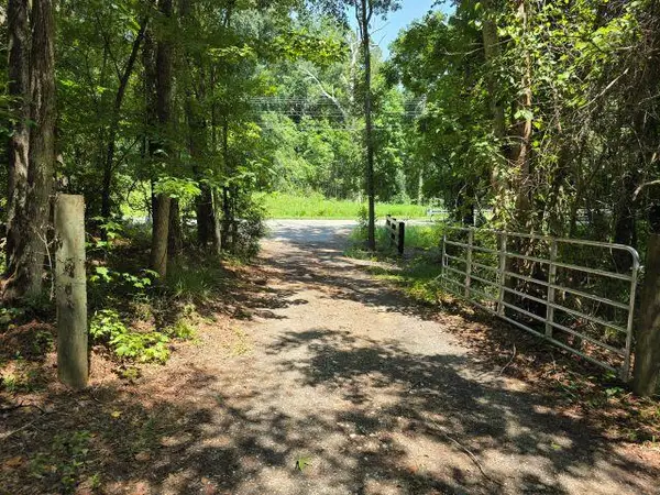 9792 Old Number Six Highway, Santee, SC 29142