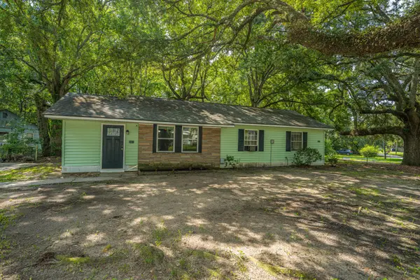 2881 Charlene Drive, North Charleston, SC 29405