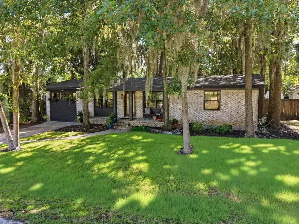 1203 Valley Drive, Hanahan, SC 29410