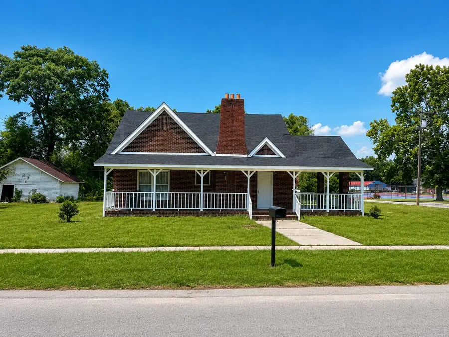 1138 North Street, Bamberg, SC 29003 - #2