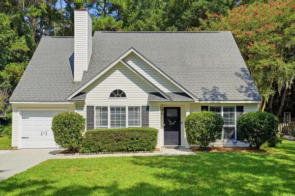 1323 Center Lake Drive, Mount Pleasant, SC 29464