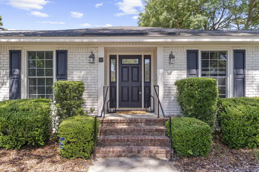 908 Searle Court, Mount Pleasant, SC 29464 - #3