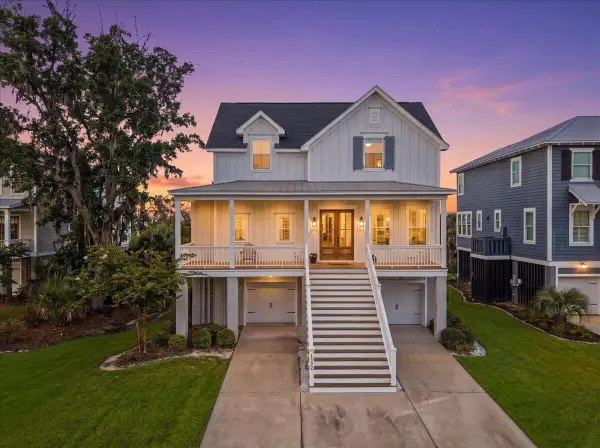 1522 Menhaden Lane, Mount Pleasant, SC 29466