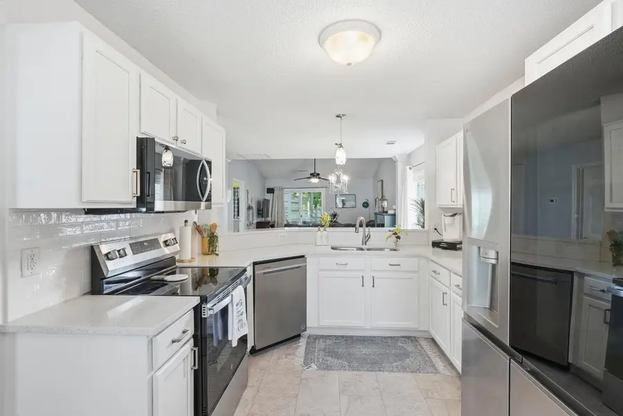 7331 Suncatcher Drive, Hanahan, SC 29410 - #3