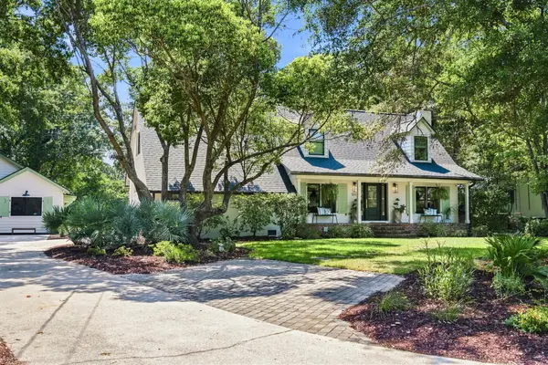 1233 Calais Drive, Mount Pleasant, SC 29464