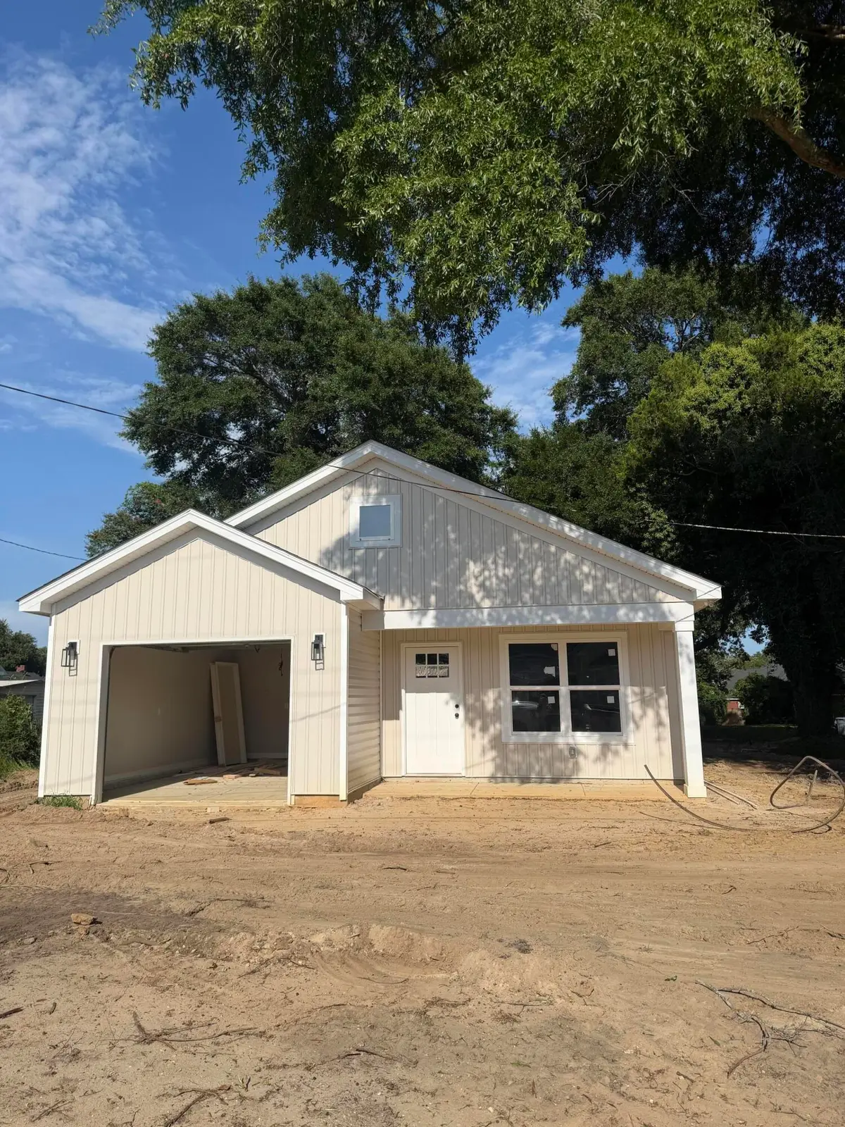 23 S Cantey Street, Summerton, SC 29148 - #1
