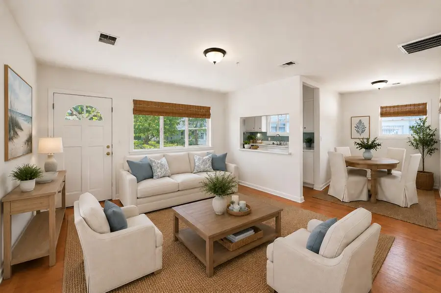 8 William Street, Mount Pleasant, SC 29464 - #3