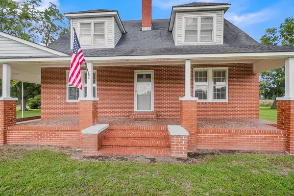 21 Broad Swamp Road, Kingstree, SC 29556