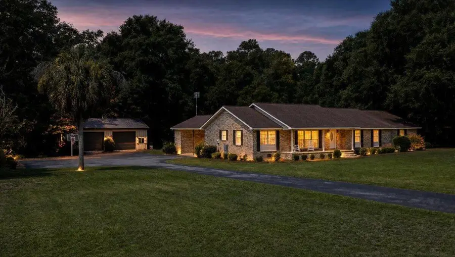 127 Dickinson Street, Bamberg, SC 29003 - #3