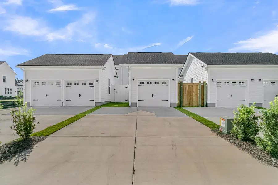 766 Blueway Avenue, Summerville, SC 29486 - #3
