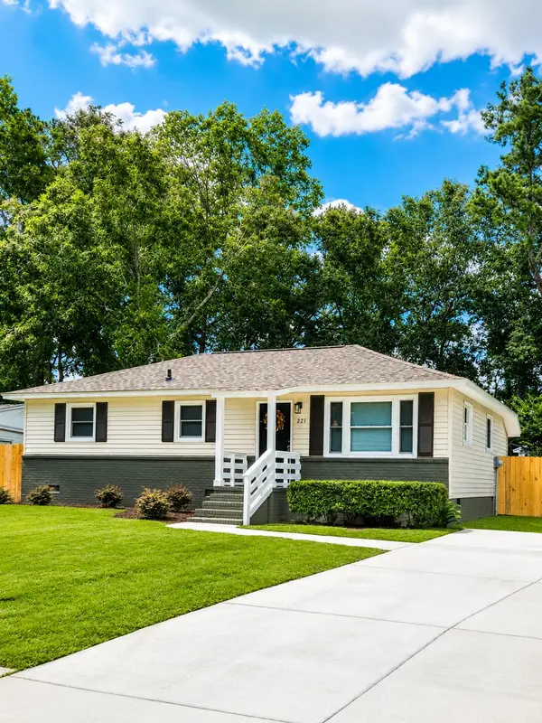 221 Farm Road, Goose Creek, SC 29445