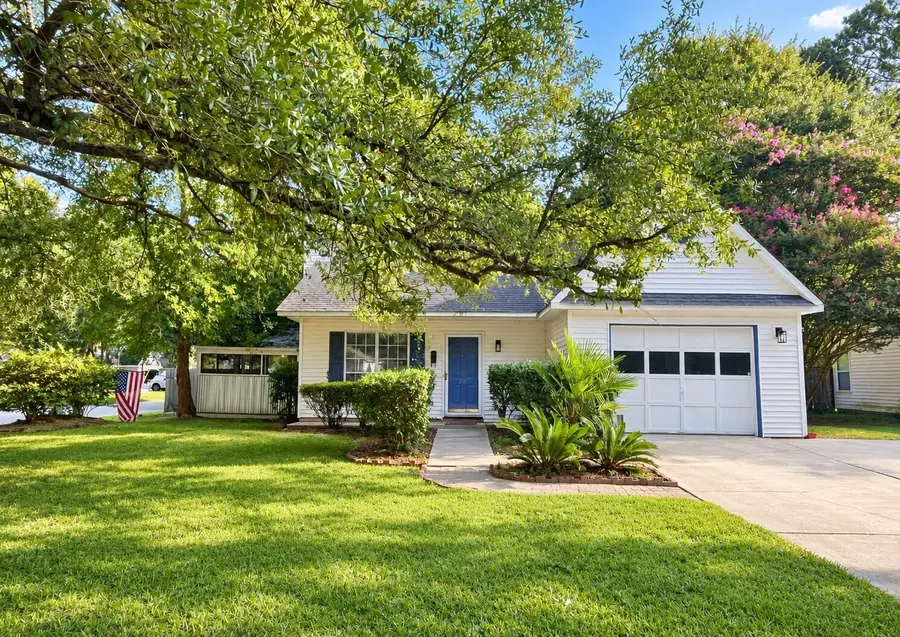 201 Regent Street, Summerville, SC 29483 - #2