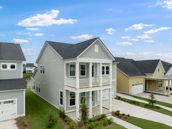 551 Red Monarch Way, Moncks Corner, SC 29461