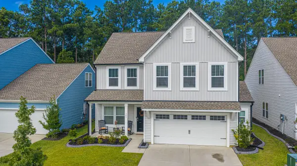 141 Surfbird Road, Summerville, SC 29486