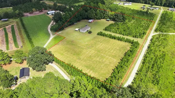 514 Mcmakin Drive, Saint Stephen, SC 29479