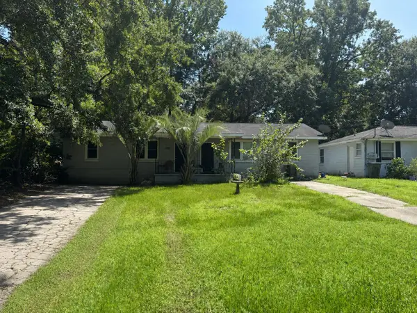 1155 Berkeley Street #Units A & B, Hanahan, SC 29410
