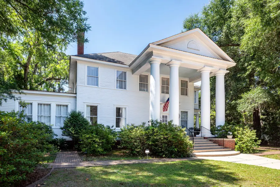 458 Hampton Street, Walterboro, SC 29488 - #2