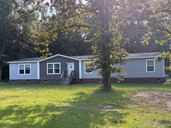 1031 Richburg Circle, Cross, SC 29436