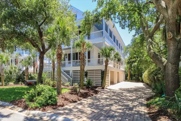 13 Morgan Place Drive, Isle of Palms, SC 29451
