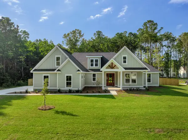 2041 Briar Bend Road, Ridgeville, SC 29472